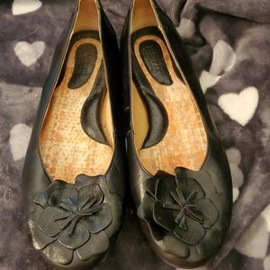 Born Black Leather Floral detail flats
